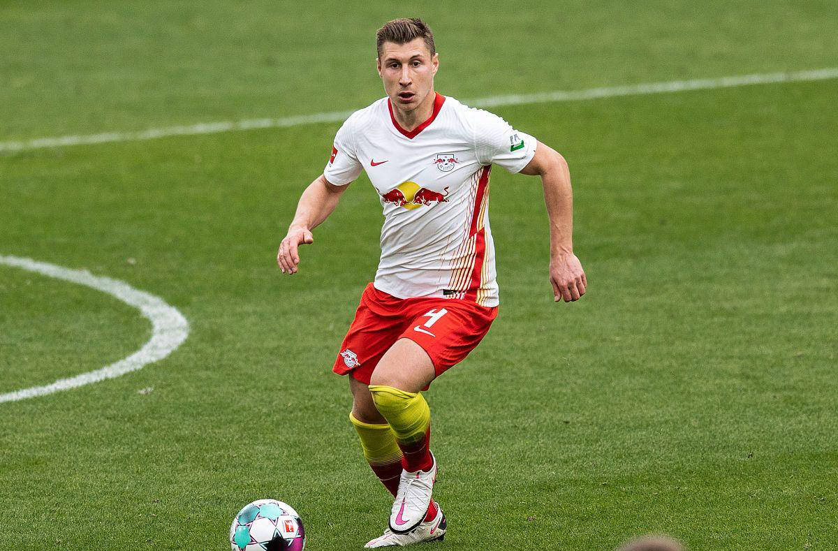 霍芬海姆客场失利，积分榜下滑的简单介绍