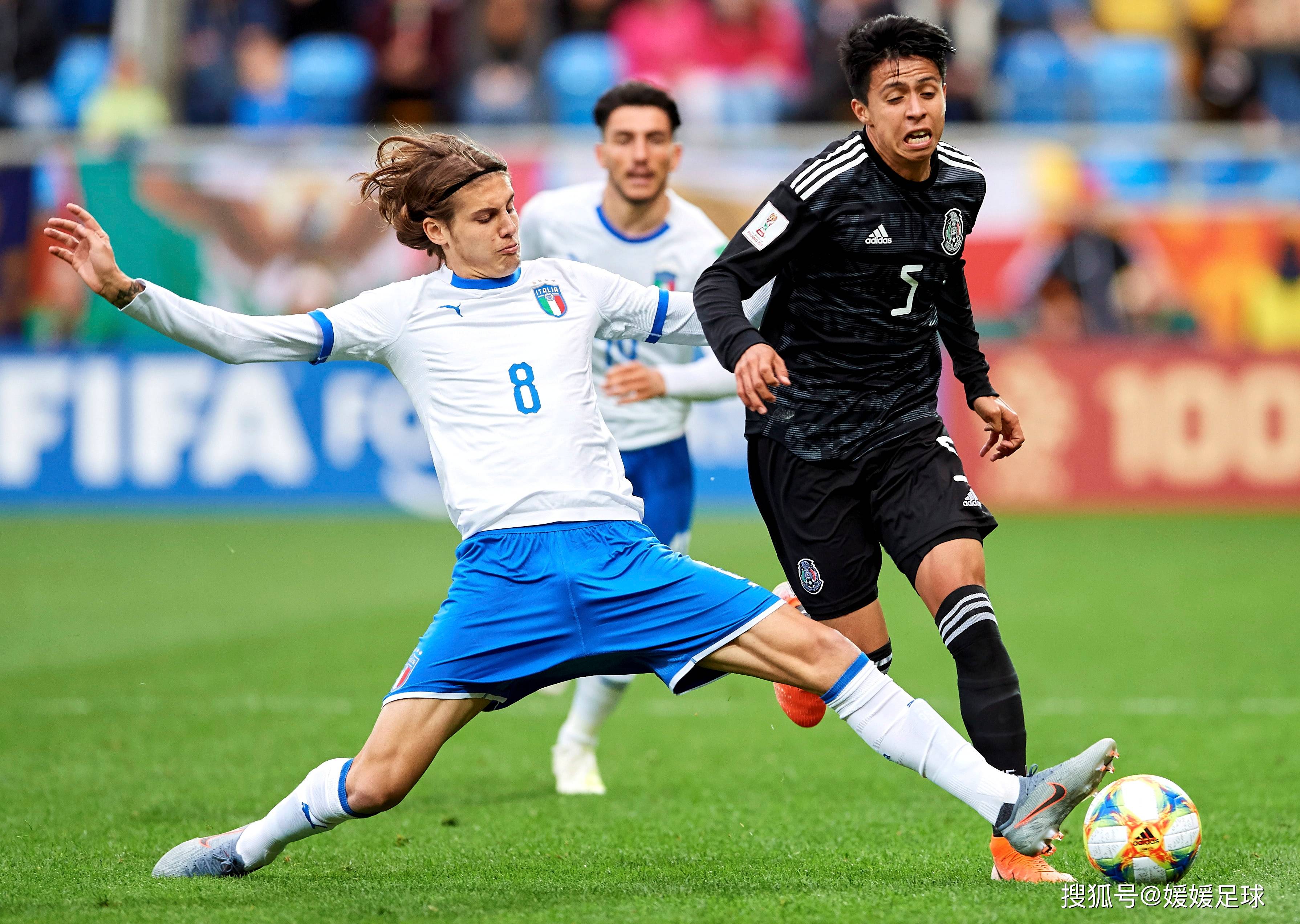 关于墨西哥完胜乌拉圭，内马尔惊艳四座的信息