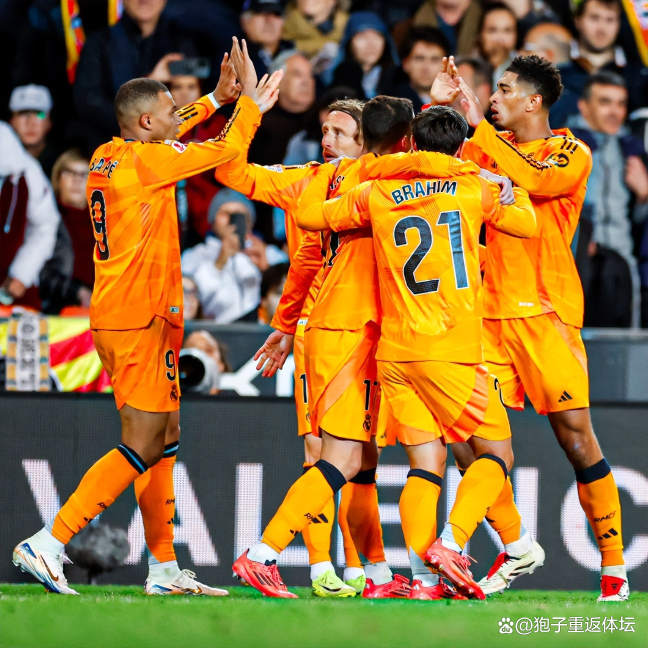 包含美国轻取AC米兰，贝林厄姆统治全场的词条