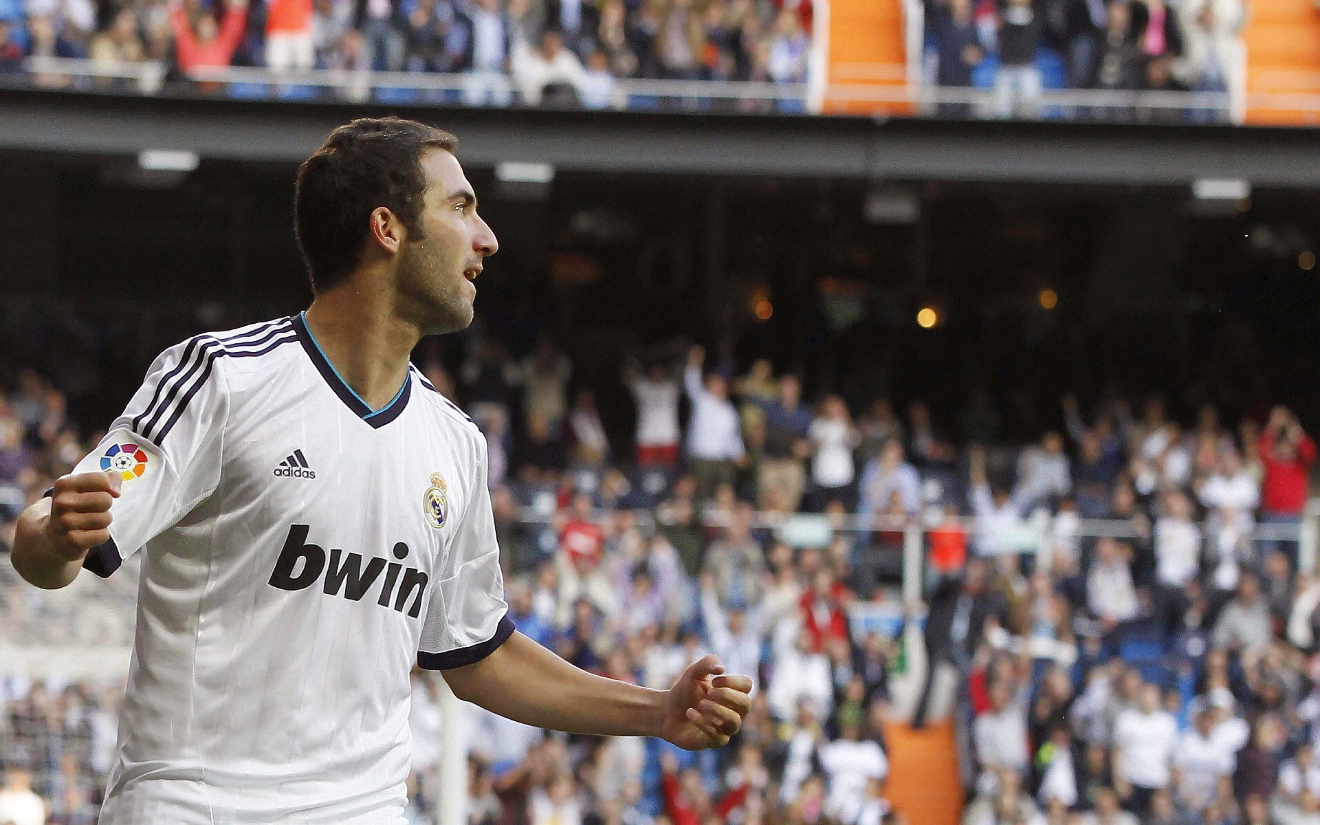 意甲焦点战之夜，福克斯用实力证明自己